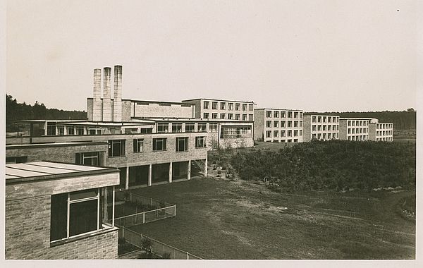 © Walter Peterhans Estate, Museum Folkwang, Essen.
